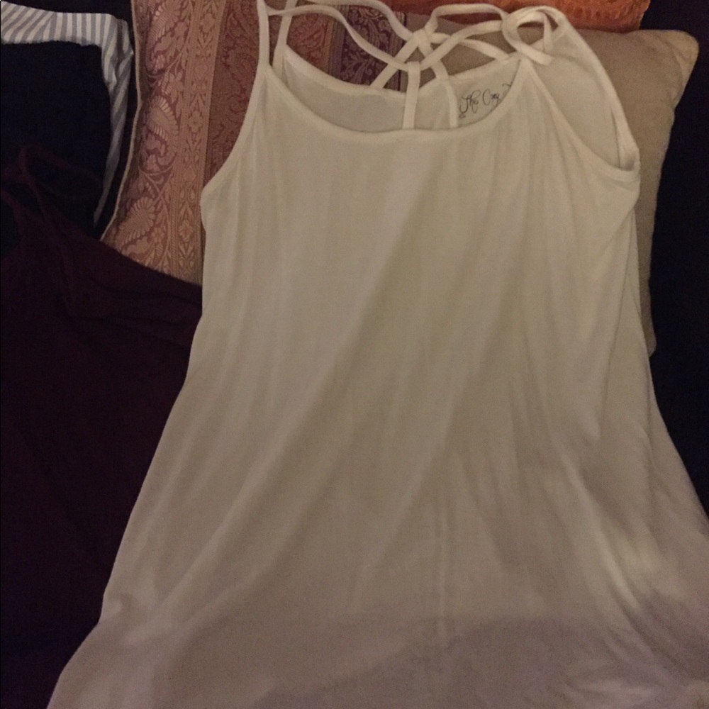 2 tanks, white and maroon